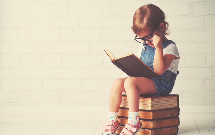 A importância da leitura no desenvolvimento infantil: veja 7 motivos para ler com o seu filho